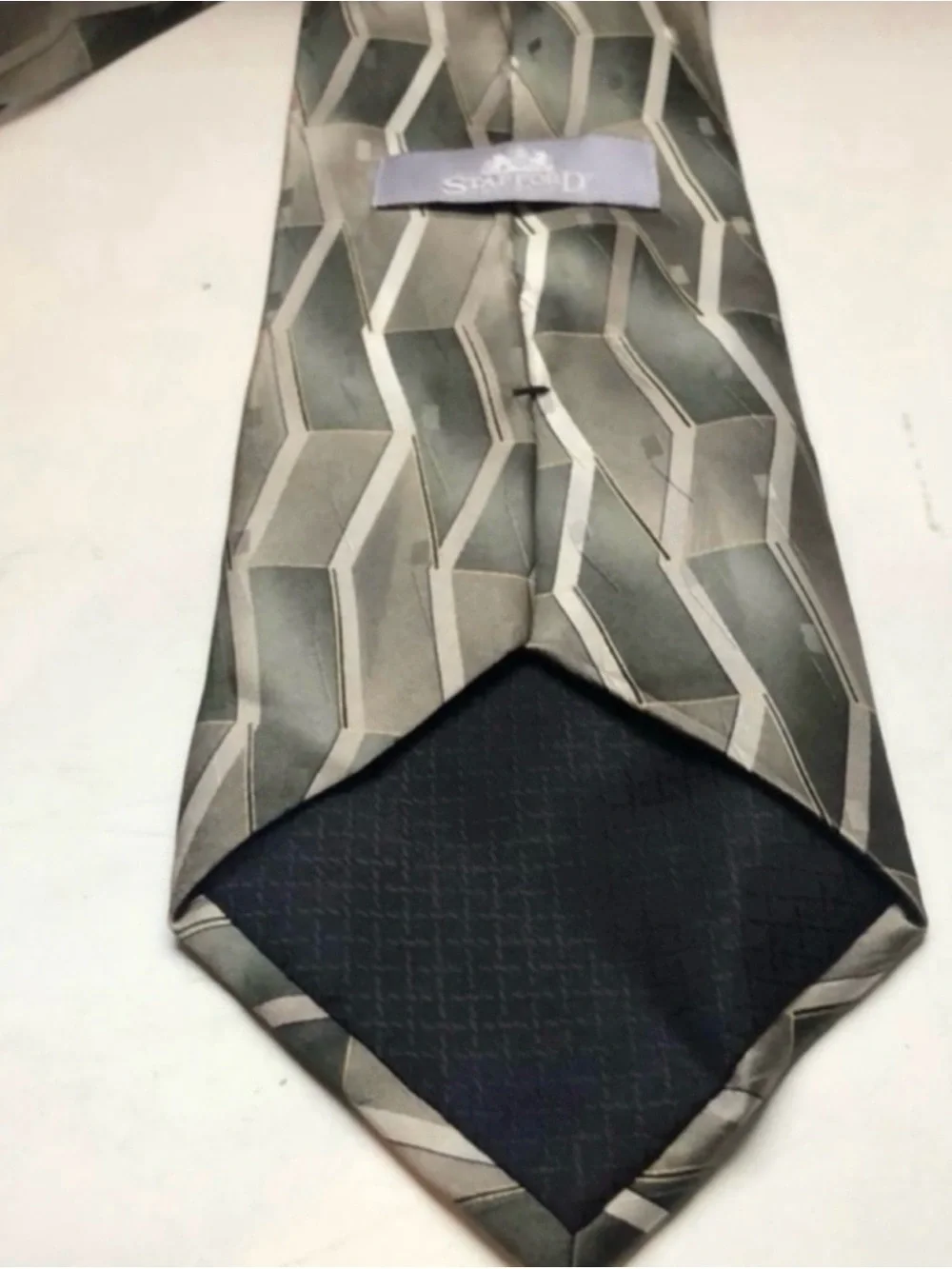 Stafford Tie Men’s Green & Tan Pattern Silk Tie Office Business Dress Necktie